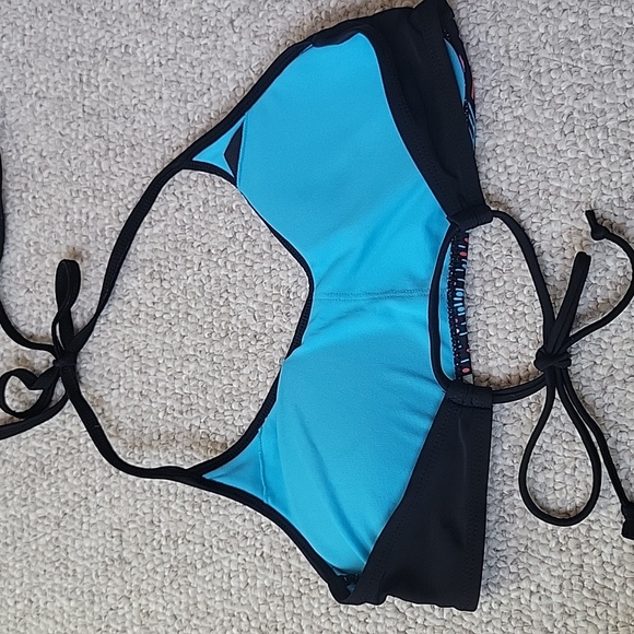 Bikini Top - Picture 2 of 2